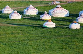 蒙古包住宿